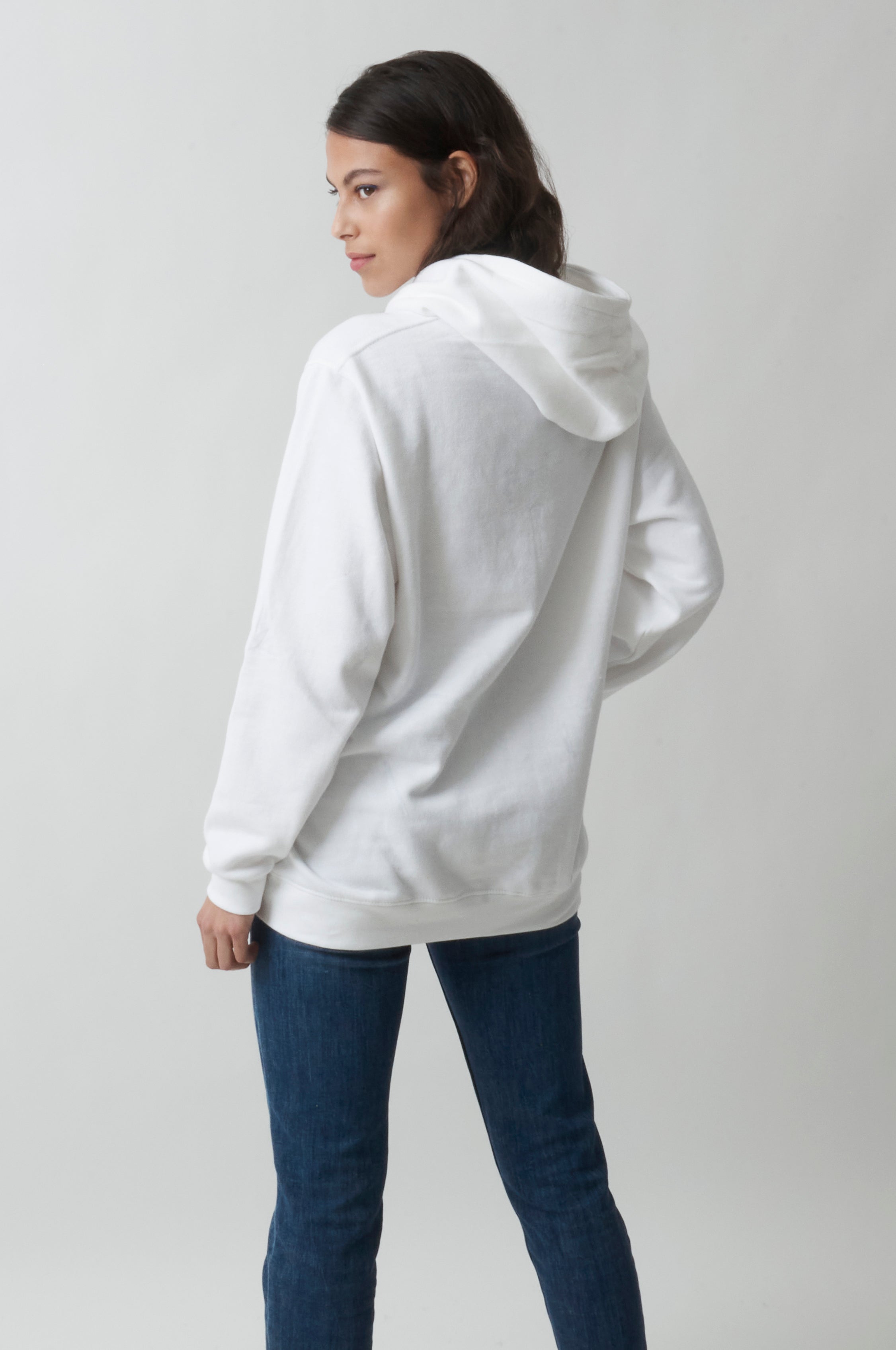 Radsow Apparel - Sweat Shirt à capuche London pour femmes White - Radsow Apparel 